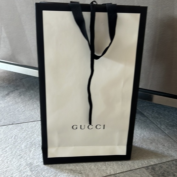 Double G Gucci belt in mint condition. main image 6